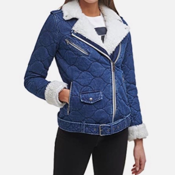 Levi's Jean Jacket - Picture 1 of 9